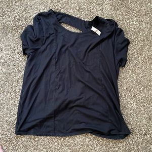 Black key hole and tied back shirt